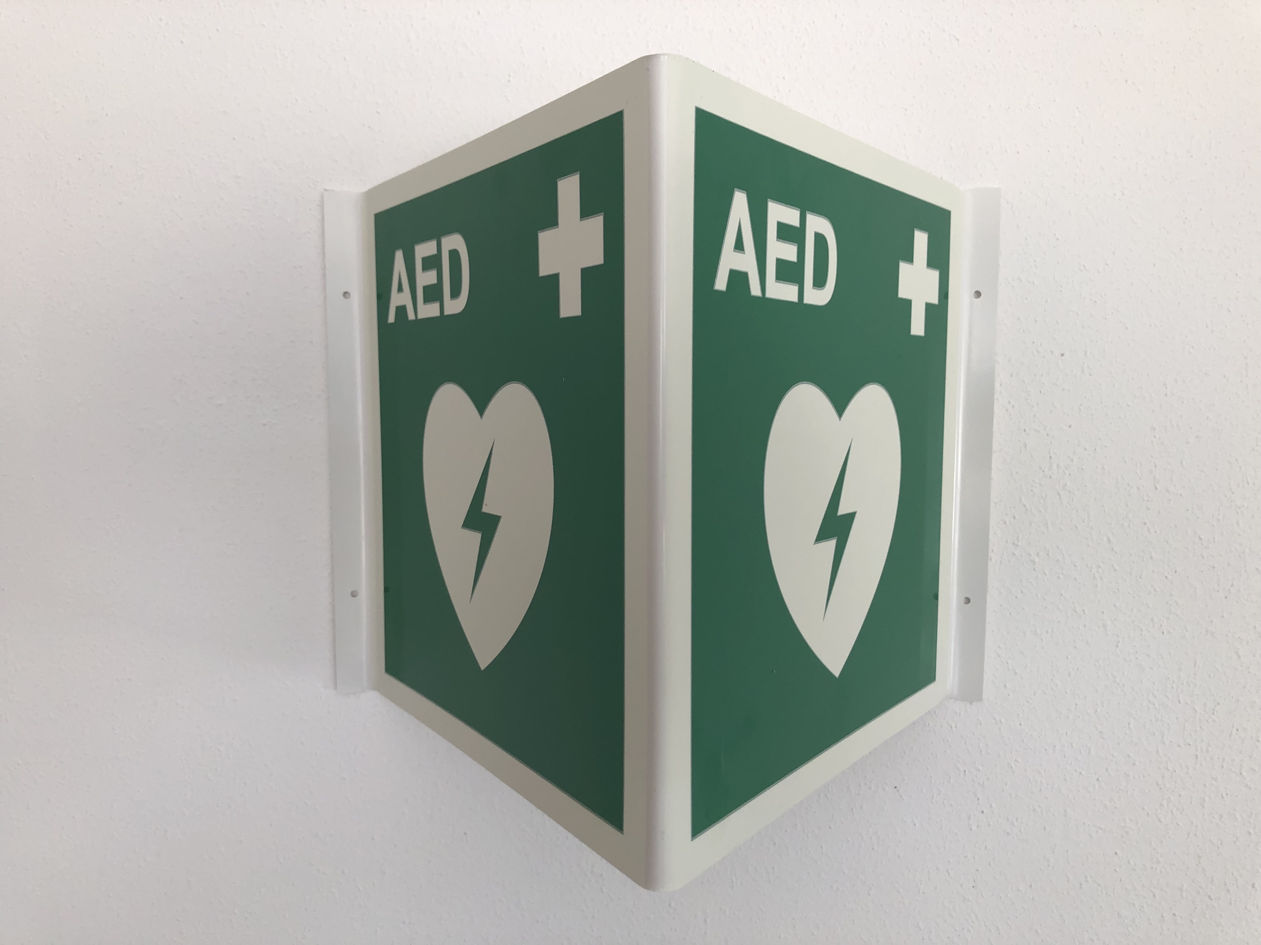 Standortwinkel für AED Defibrillator